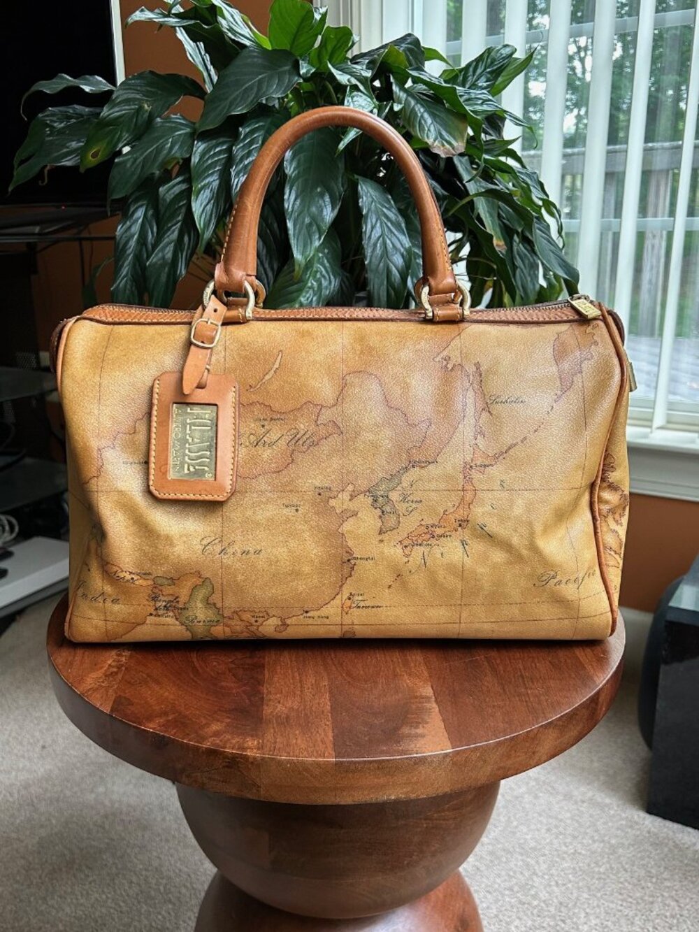 ALVIERO MARTINI Geo Classic Boston Bag, Honey Tan